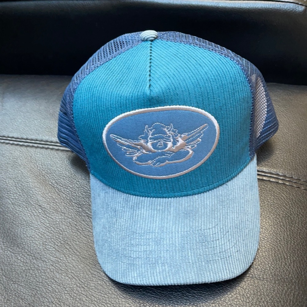 Lboys lie trucker hat